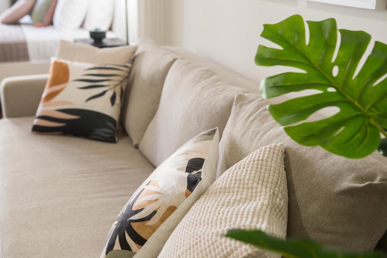 Effie's Cozy Old Town Apartment